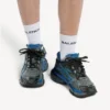 Sapatilha de corrida para homem em malha com efeito gradiente em preto/azul/cinzento