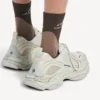 Sapatilha Triple S.2 para homem em cor casca de ovo