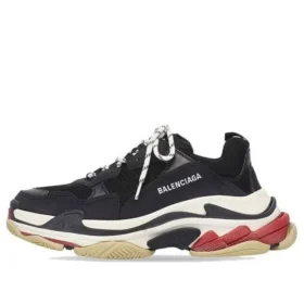 Sapatilha Triple S «Black Red» 533882W09OM1000