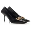 Sapatos de salto alto em couro com efeito Crocs Square Knife BB «Preto» 734238WBE711000