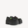 Sapatos Derby de plataforma «Strike» para mulher com pingentes, em preto/multicolorido Sapatos Derby de plataforma «Strike» para mulher com pingentes, em preto/multicolorido