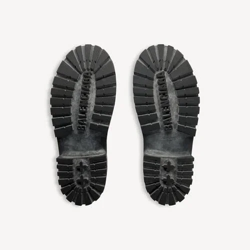 Sapatos Derby de plataforma «Strike» para mulher, em preto Sapatos Derby de plataforma «Strike» para mulher, em preto