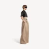 T-shirt curta para mulher em preto