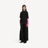 T-shirt feminina com estampa de comboio em preto
