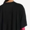 T-shirt feminina com estampa de comboio em preto