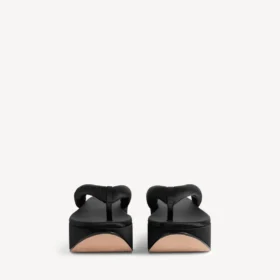 Tanga Gaeta para mulher em preto