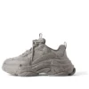 Triple S com strass «Cinza escuro» 524039W2TST1249
